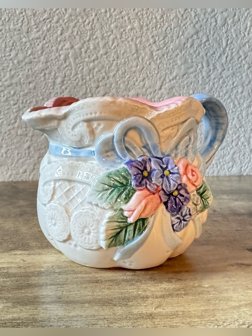 Fitz & Floyd 1993 Vintage Sugar Bowl & Creamer Set | Pink & Blue Tea Set - Picture 9 of 12